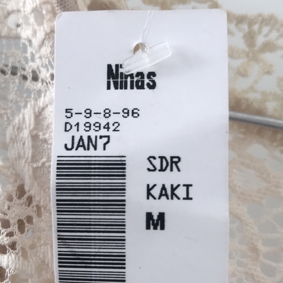 Lace floral dress size medium - Picture 10 of 10